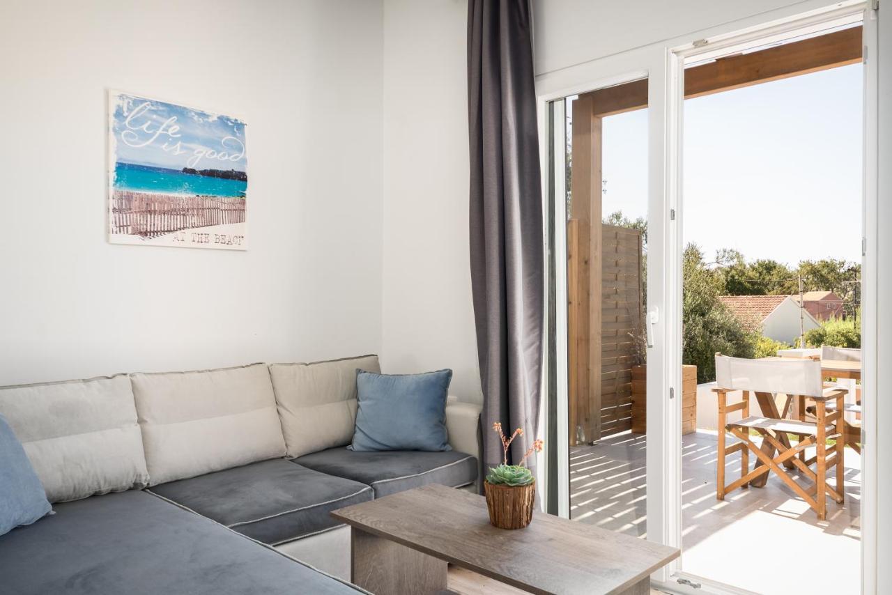 Reiki Apartments Ereikoussa Екстериор снимка