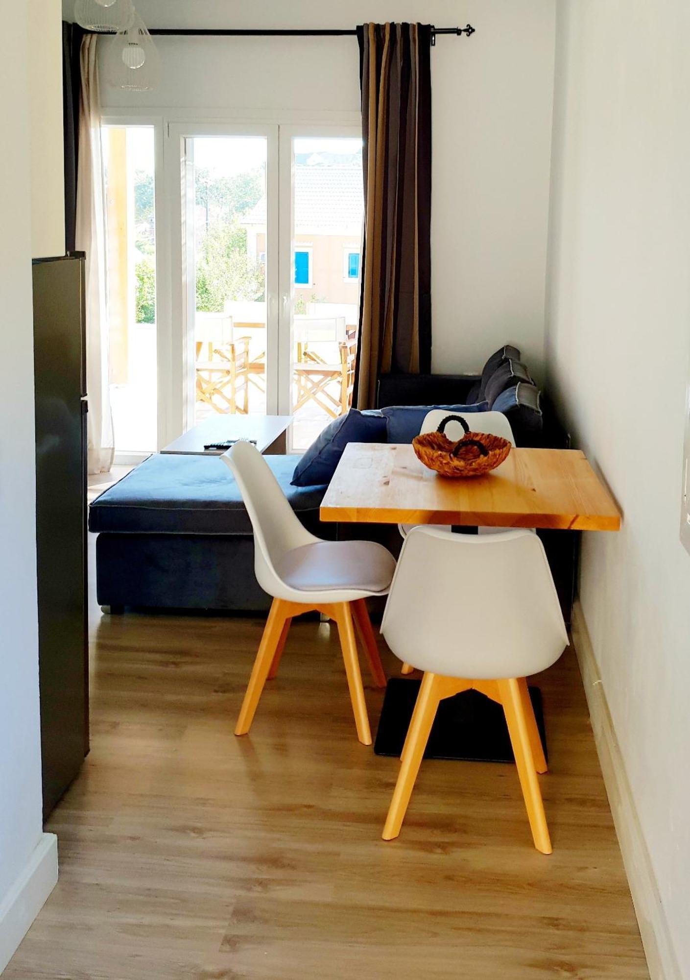 Reiki Apartments Ereikoussa Екстериор снимка