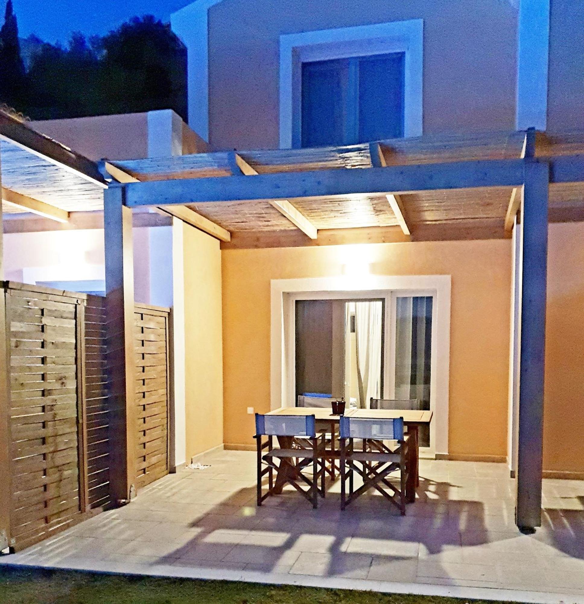 Reiki Apartments Ereikoussa Екстериор снимка